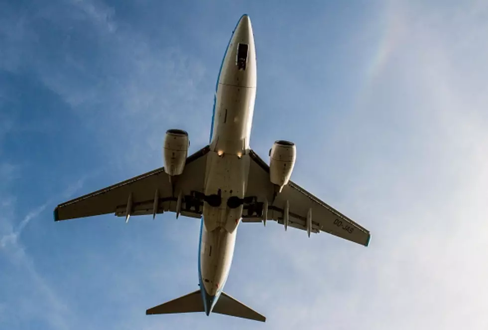 AirAsia Flight Plummets 20,000 Feet But Manages To Land Safely