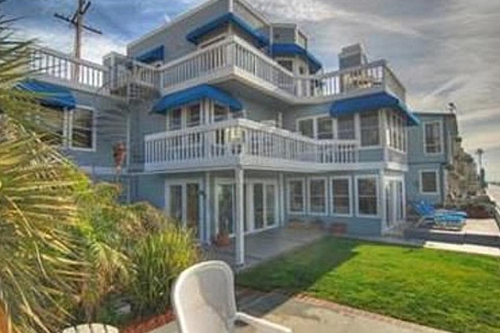 ‘90210’ House Where Donna Lost Her Virginity Up for Sale