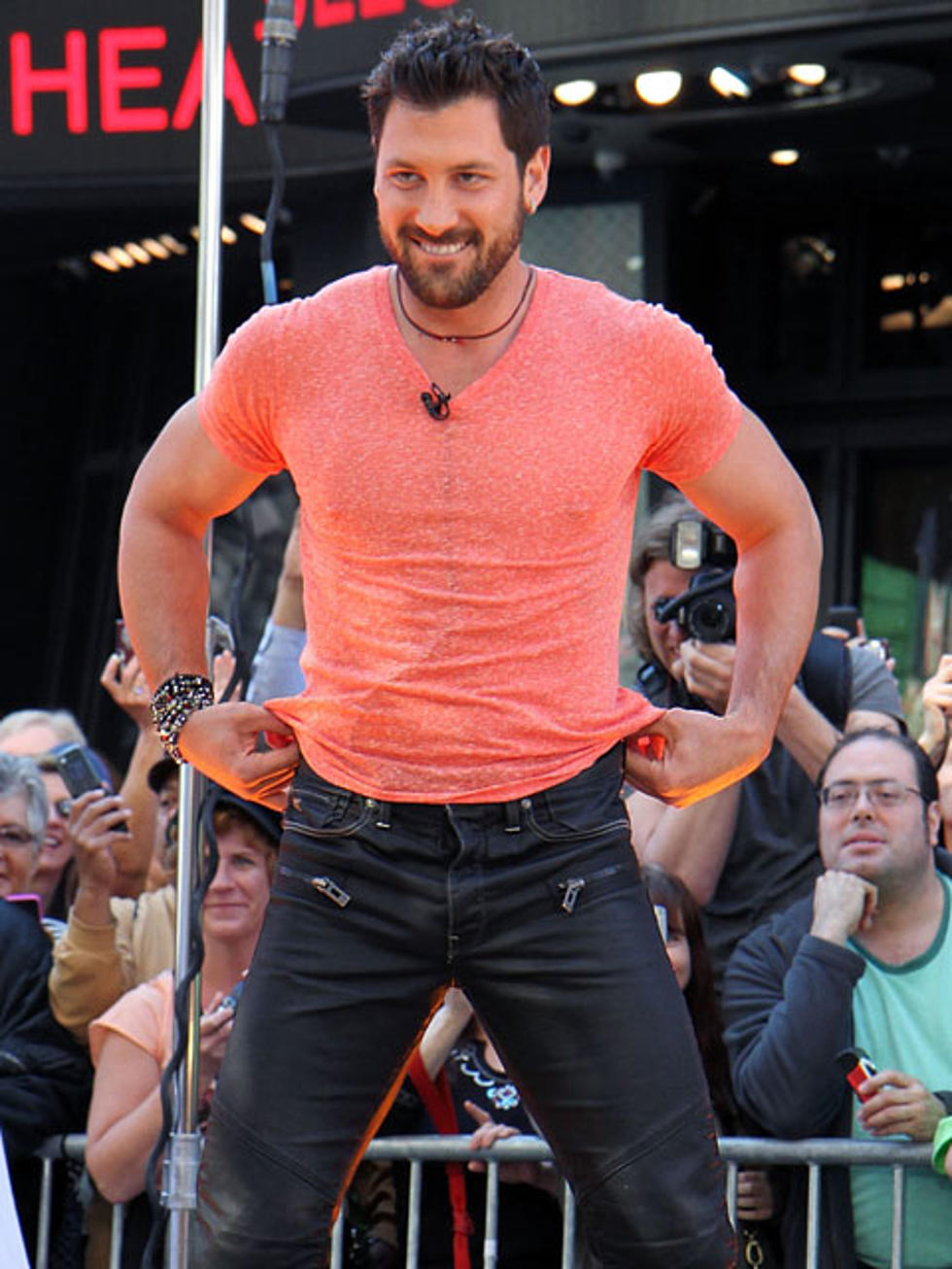 ‘Dancing with the Stars’ Maksim Chmerkovskiy – Hunk of the Day [PICTURES]