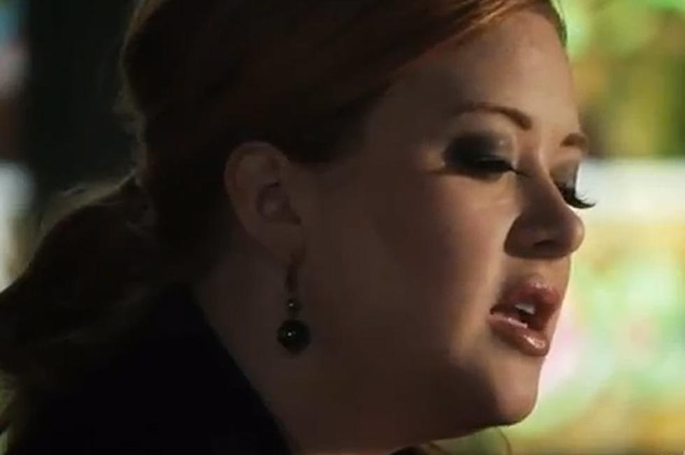 Adele’s ‘Set Fire to the Rain’ Reinterpreted as ‘Gay Anthem’ Video Feat. Adele Look-Alike