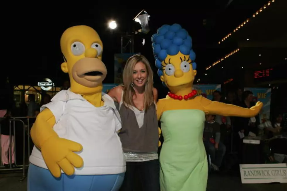 Makeup Artist Makes Woman Into Real Life Marge Simpson [Video]