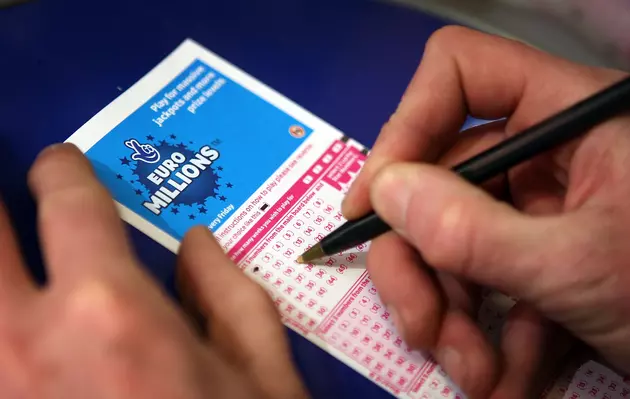 Lottery Fail: Woman Goes on Shopping Spree Thinking She Hit the Jackpot