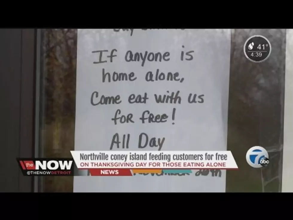 Michigan Restaurant Offering a Free Meal to Lonely Diners on Thanksgiving [Video]