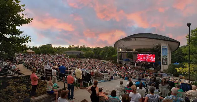 23 Meijer Gardens&#8217; Summer Concert Shows Sell Out in First Weekend