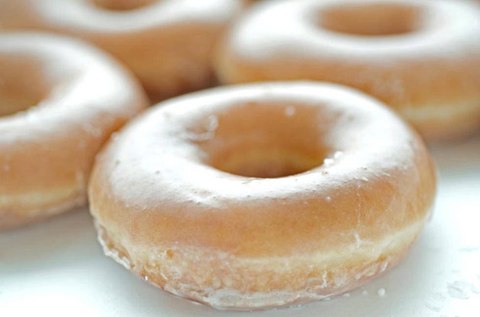 How Fast Could You Eat 12 Krispy Kreme Donuts?  34 Seconds?