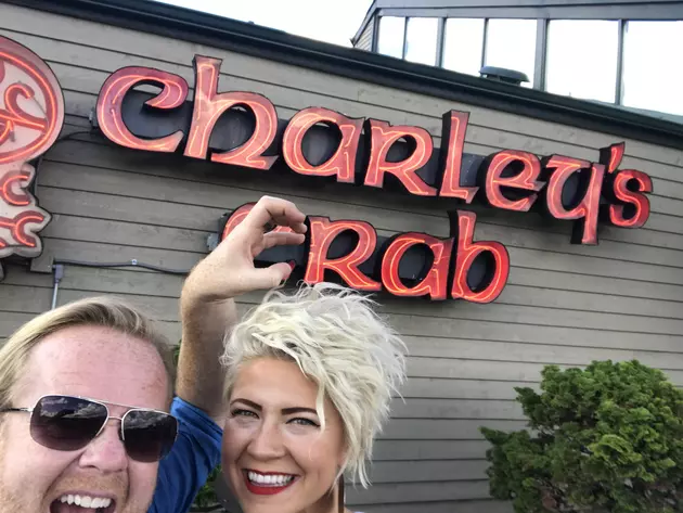 Fish Visits Charley&#8217;s Crab For Restaurant Week