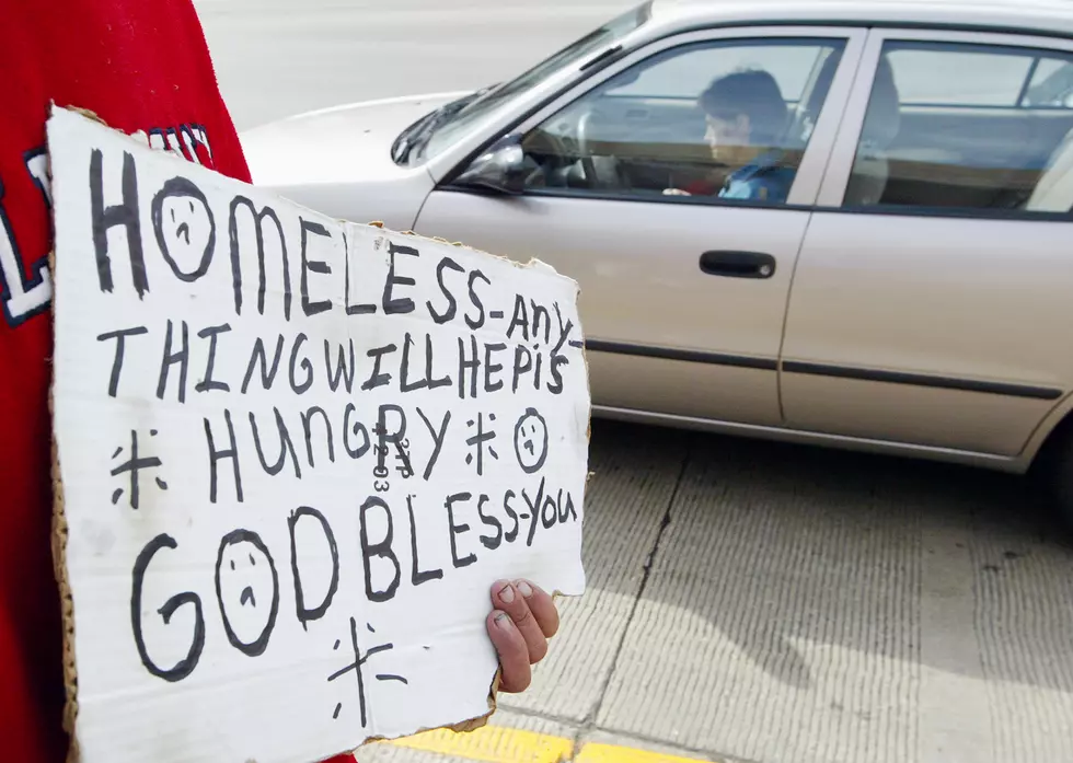 Grand Rapids Looks To Ban Panhandling At Intersections