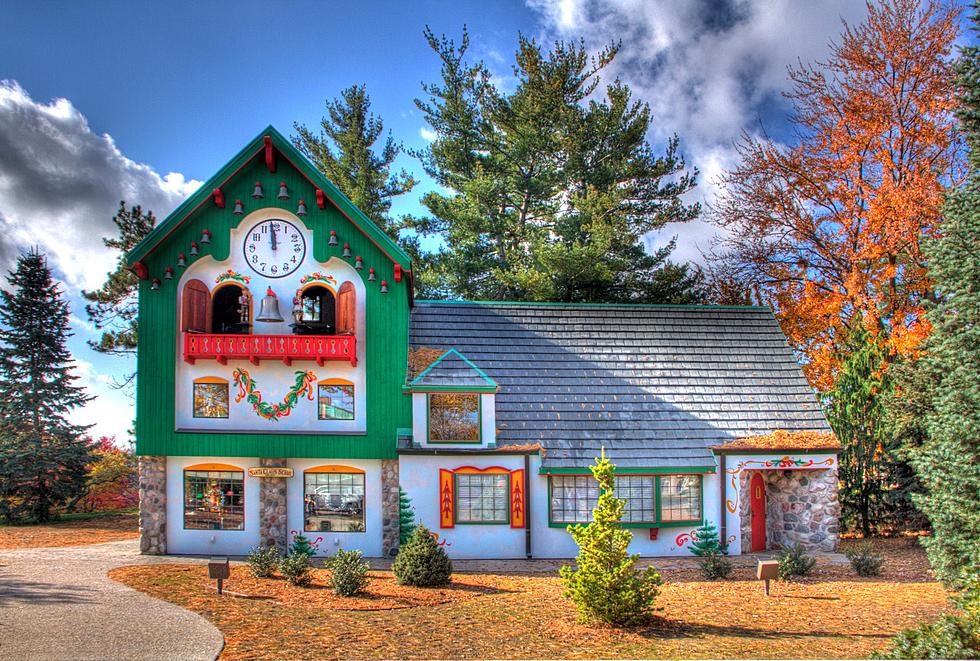 Did You Know That Michigan Has a Santa Claus School?