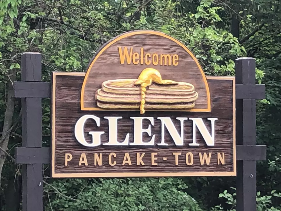 This Michigan City Is Nicknamed &#8220;Pancake Town&#8221; After Helping 200 People Not Starve To Death