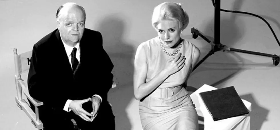 See Toby Jones and Sienna Miller as Alfred Hitchcock and Tippi Hedren