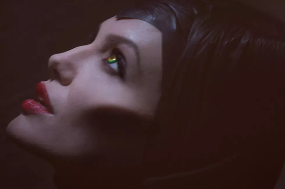 First Look: Angelina Jolie as Maleficent!