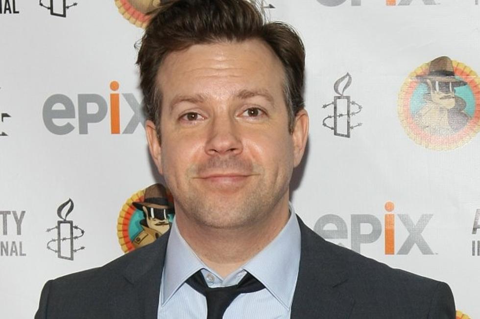 Jason Sudeikis Staying with ‘Saturday Night Live’…For Now