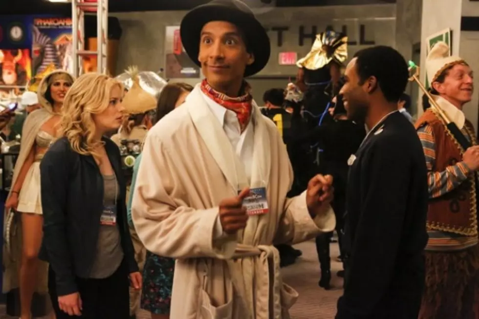 &#8216;Community&#8217; Visits &#8220;Conventions of Space and Time&#8221; With Tricia Helfer in New Photos!