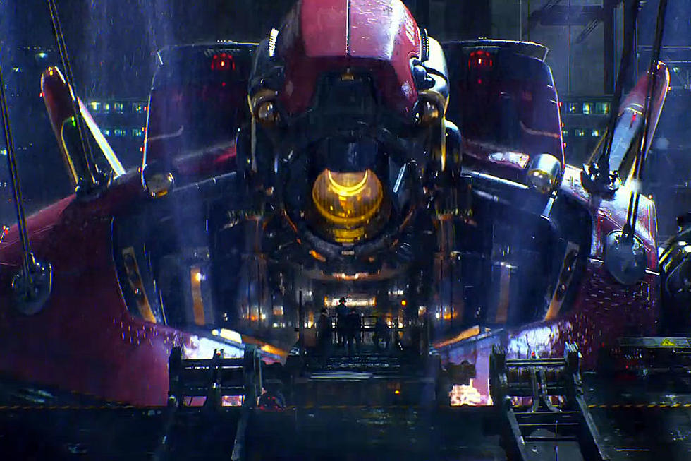 ‘Pacific Rim’ Trailer: When Man and Machine Become One