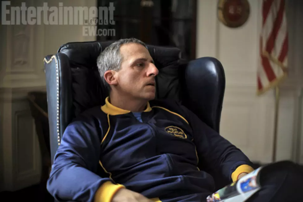 &#8216;Foxcatcher&#8217; First Look: See Steve Carell&#8217;s Murderous and Unexpected Transformation