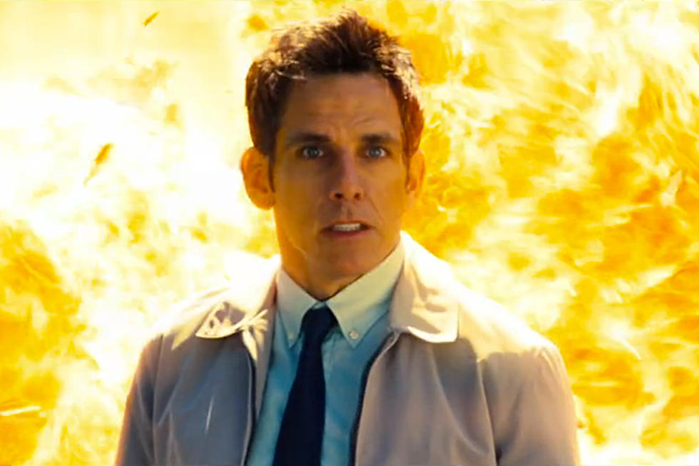 ‘The Secret Life of Walter Mitty’ Extended Clip: Ben Stiller Troubleshoots His Dating Profile