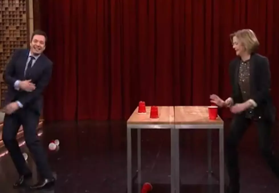 Annette Bening vs. Jimmy Fallon in a Rousing Game of Flip Cup on ‘The Tonight Show’