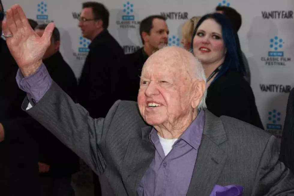 Hollywood Legend Mickey Rooney Dead at 93