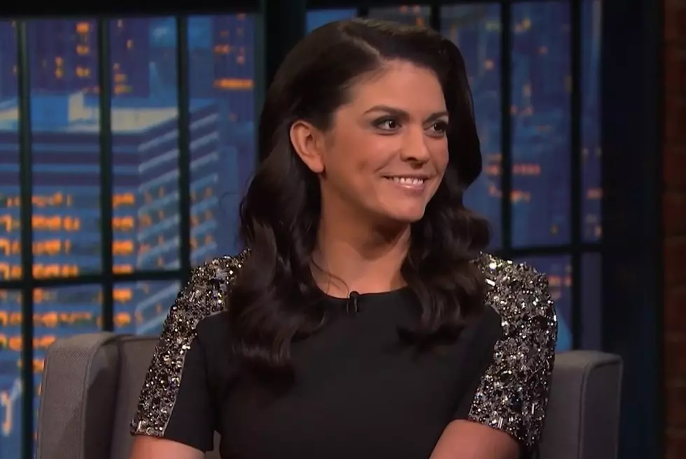 ‘SNL’ Star Cecily Strong Spends Her Free Time Talking to Ghosts