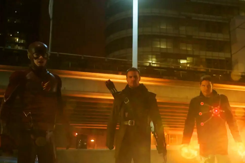 New ‘Flash’ Future Trailer Teases ‘Arrow’ Spoilers, Firestorm, Atom, Grodd and More!