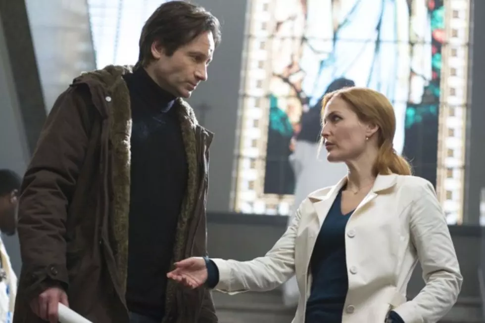 First ‘X-Files’ Set Photos Reveal Mulder and Scully Hanging With Jeff Winger