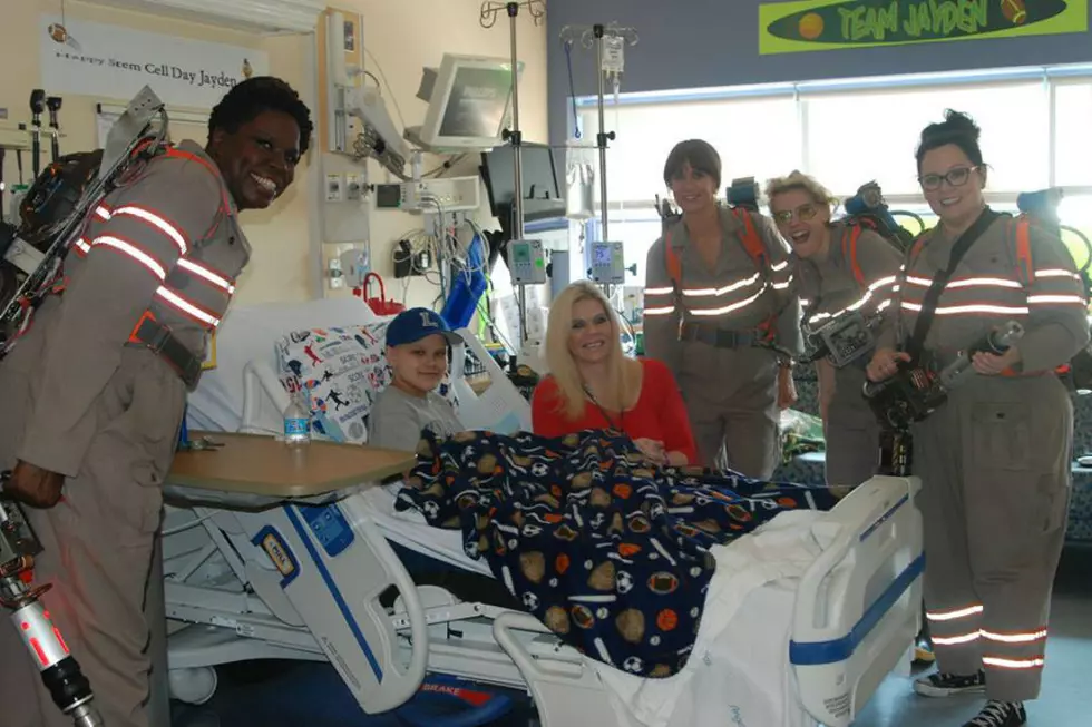‘Ghostbusters’ Cast Visits Children‘s Hospital