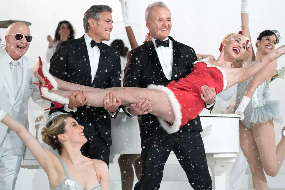 Bill Murray Decks Netflix Halls in First ‘Very Murray Christmas’ Promo