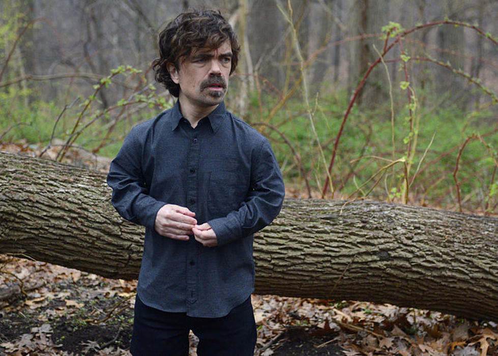 Peter Dinklage and Leslie Jones are ‘Naked and Afraid’ on SNL