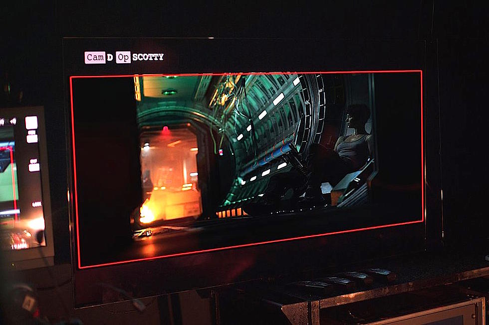 In This ‘Alien: Covenant’ Set Photo, No One Can Hear Katherine Waterston Scream