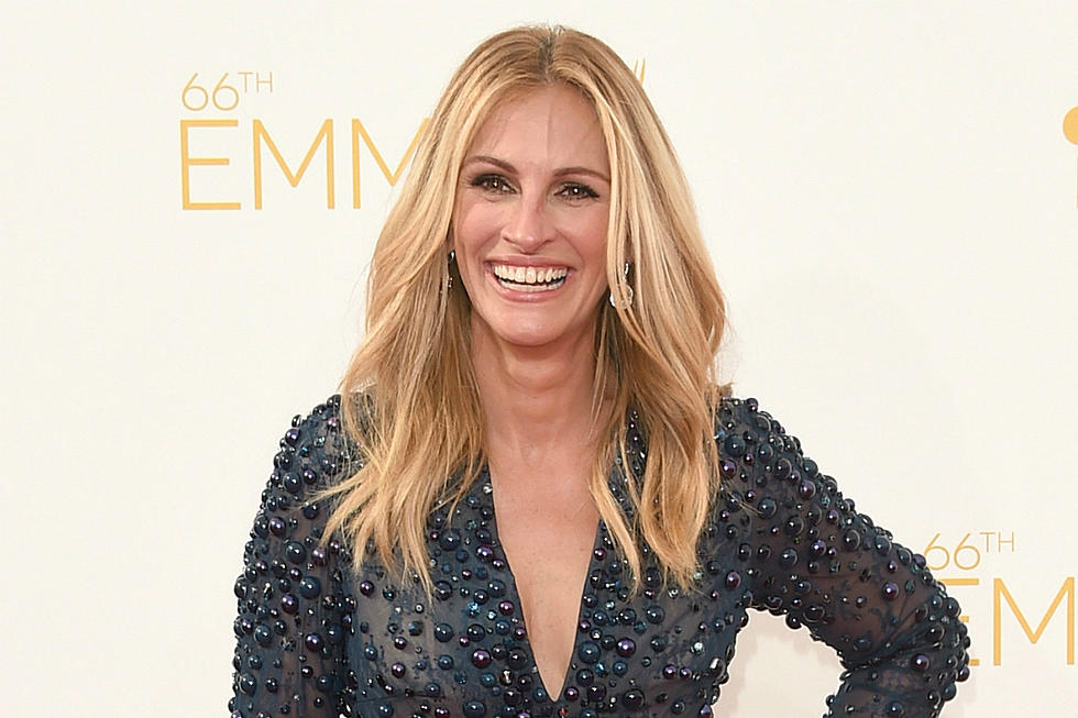 Julia Roberts to Star in True-Crime Story of Framed PTA Mom