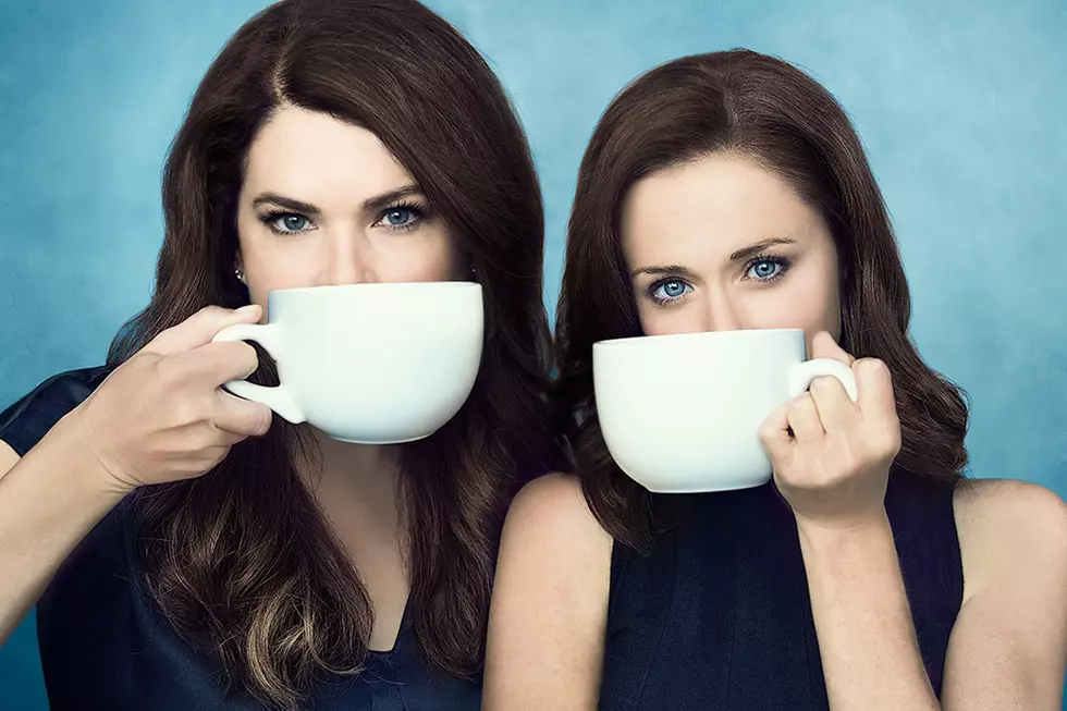 ‘Gilmore Girls’ Spends Sixteen Years in the Life in New Netflix Teaser