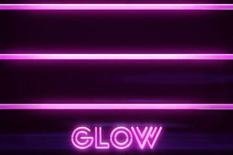Netflix Alison Brie Wrestling Comedy ‘GLOW’ Lights Up First Teaser