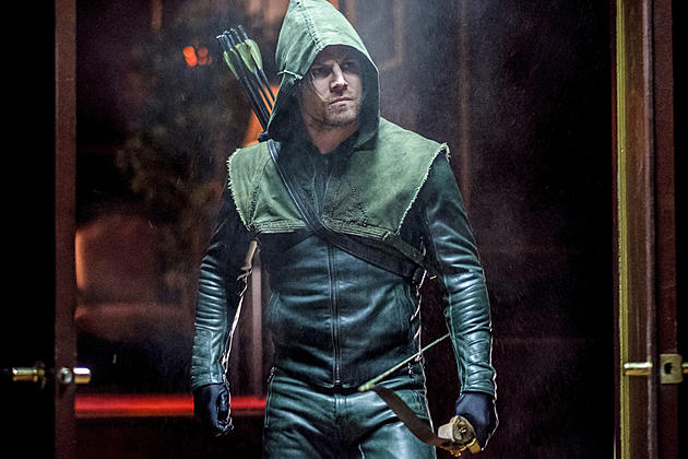 Review: ‘Arrow’ Lowers Oliver’s ‘Kapiushon’ for the Series’ Darkest Episode Yet