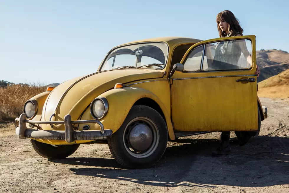 Hailee Steinfeld Meets ‘Bumblebee’ In First Trailer for the ‘Transformers’ Spinoff