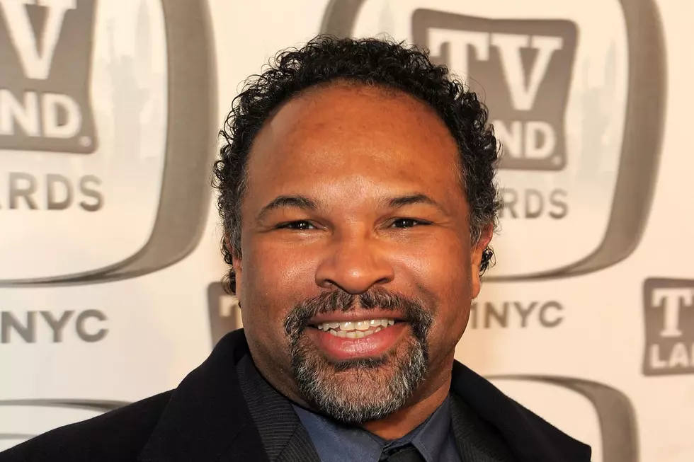 Geoffrey Owens Speaks Out After Trader Joe’s Pictures Go Viral: ‘No One Should Feel Sorry For Me’
