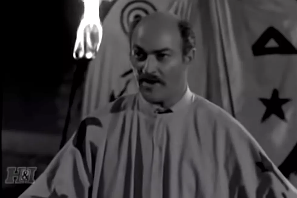 Watch the 1958 TV Show About a Guy Named Trump Trying to Trick People Into Building a Wall