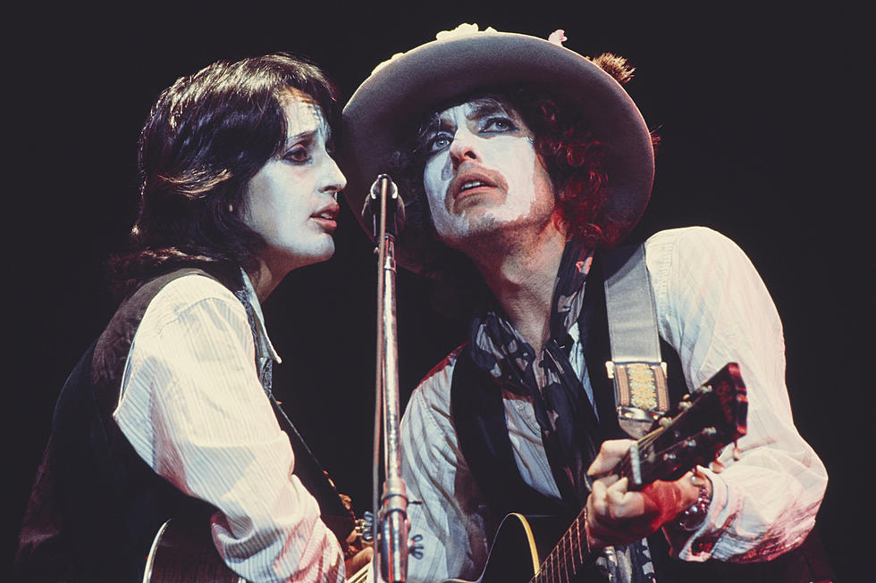 How True Is ‘Rolling Thunder Revue’?
