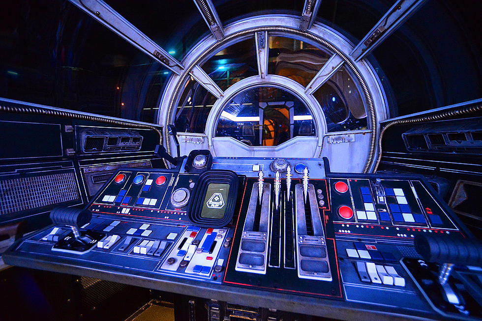 Millennium Falcon: Smugglers Run Tips For Every Role in the Cockpit