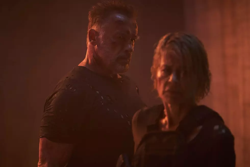 ‘Terminator: Dark Fate’ Review: Linda Hamilton Is Back – And She Kicks Ass