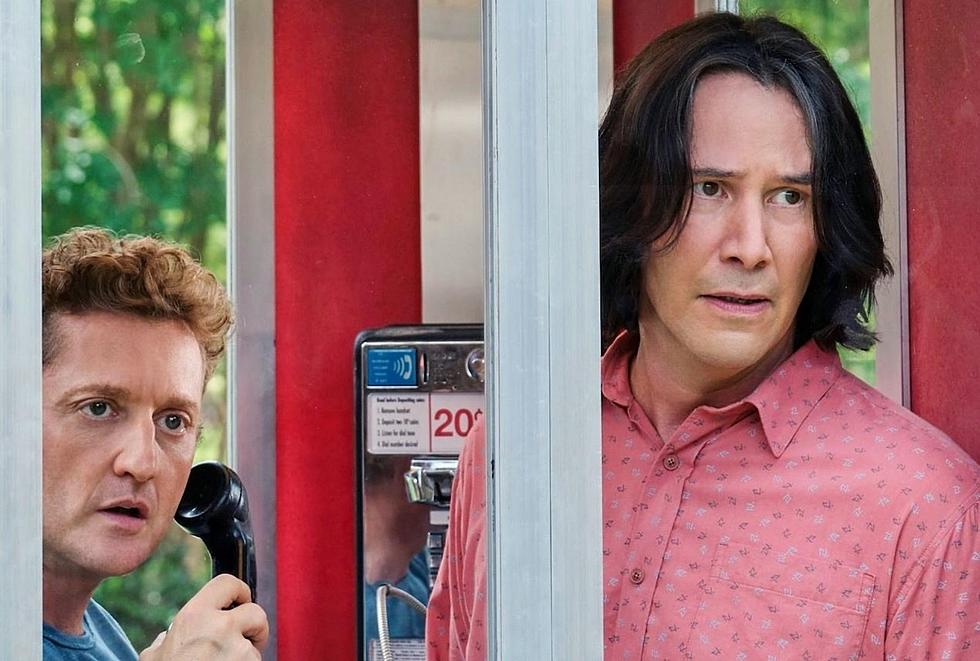 Bill & Ted Were Supposed To Visit Their Younger Selves In ‘Face the Music’