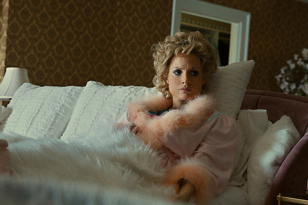 Jessica Chastain Is Unrecognizable in ‘The Eyes of Tammy Faye’