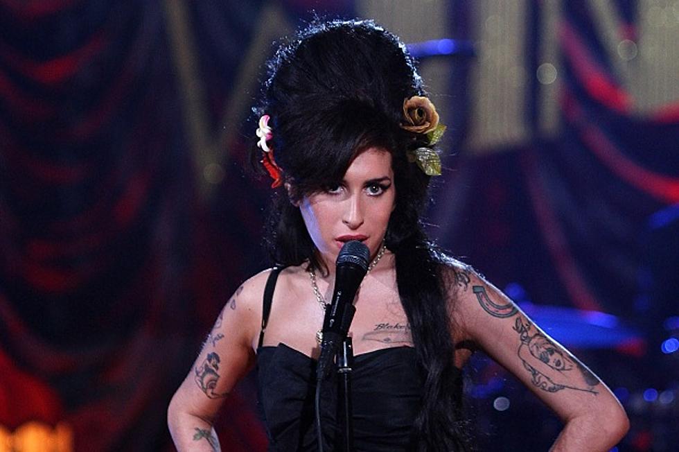 Amy Winehouse’s Ashes Buried in Memorial Ceremony