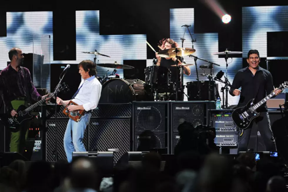 Nirvana Join Paul McCartney on &#8216;SNL&#8217;