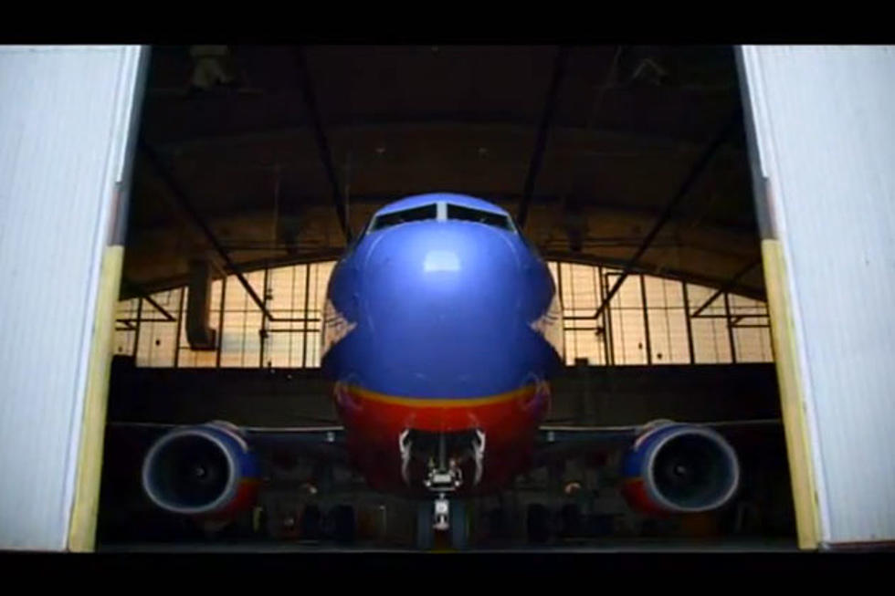 Southwest Airlines 2013 Commercial – What’s the Song?