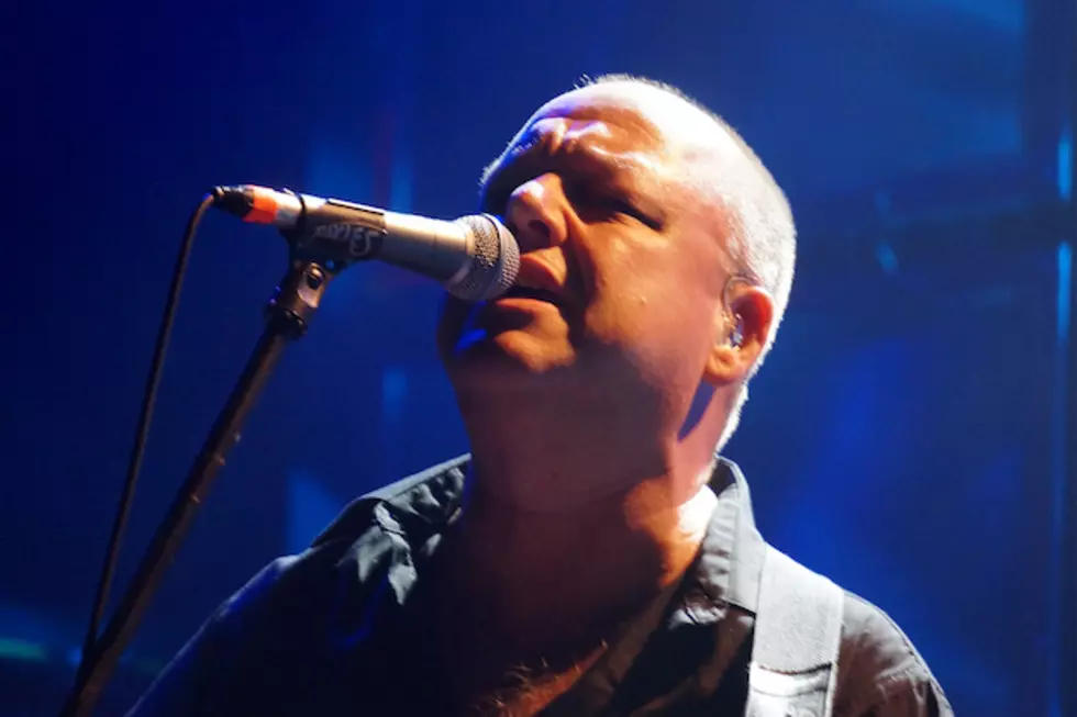 Pixies Take New York City Fans To &#8216;Heaven&#8217; [Exclusive Photos]