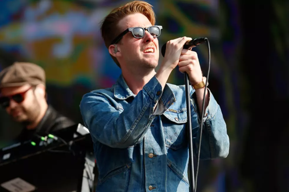 Kaiser Chiefs Return With &#8216;Misery Company,&#8217; Lead Single On Forthcoming Fifth Album