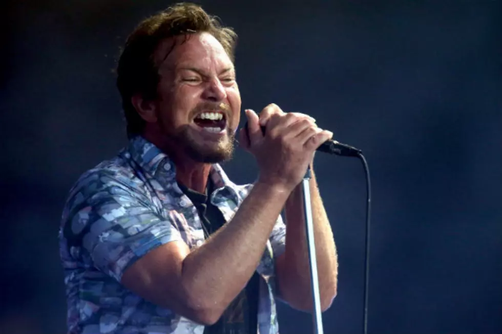 Watch Pearl Jam Cover ‘Let It Go’ From ‘Frozen’