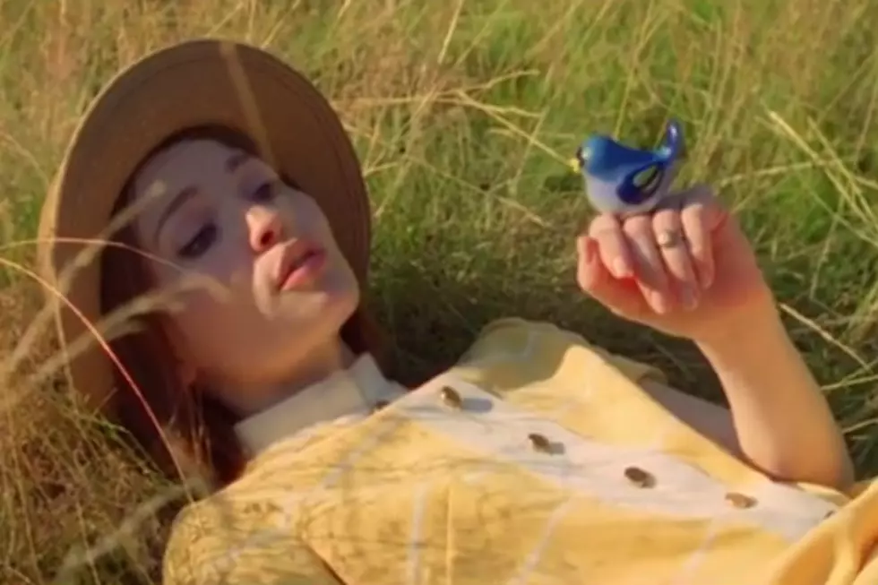 Watch 'Sucker Punch' Star Emily Browning in Belle and Sebastian Frontman's New Video