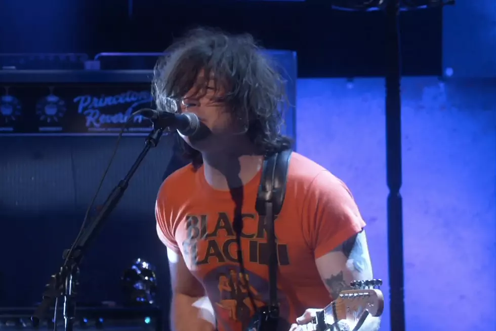 Ryan Adams Performs an Ode to a Security Man In Milwaukee
