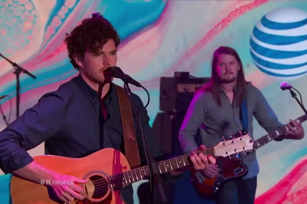 Watch Vance Joy Perform ‘Mess Is Mine’ + ‘Riptide’ on ‘Kimmel’